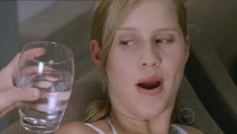 VampireDiariesWorld-dot-Org_H2OJustAddWaterS01E05-0705.jpg