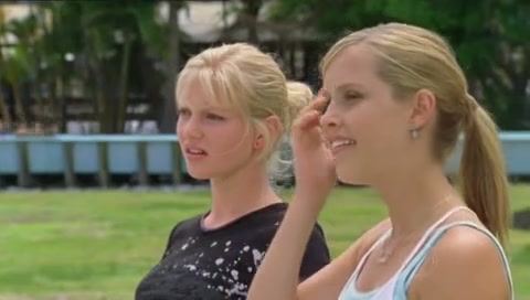 VampireDiariesWorld-dot-Org_H2OJustAddWaterS01E05-1152.jpg