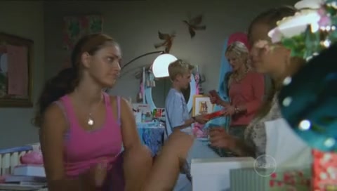 VampireDiariesWorld-dot-Org_H2OJustAddWaterS01E06-0592.jpg