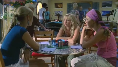 VampireDiariesWorld-dot-Org_H2OJustAddWaterS01E06-0667.jpg