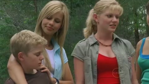 VampireDiariesWorld-dot-Org_H2OJustAddWaterS01E06-1322.jpg