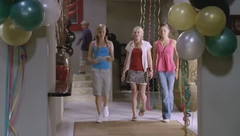 VampireDiariesWorld-dot-Org_H2OJustAddWaterS01E07-0072.jpg