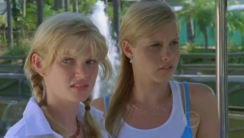 VampireDiariesWorld-dot-Org_H2OJustAddWaterS01E07-0226.jpg