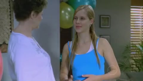 VampireDiariesWorld-dot-Org_H2OJustAddWaterS01E07-0264.jpg