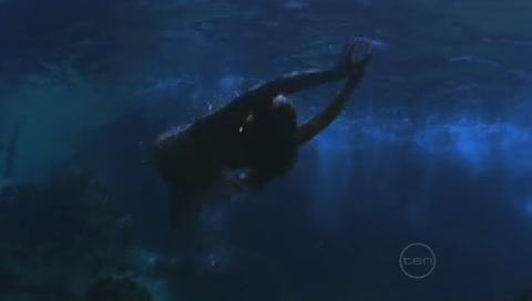 VampireDiariesWorld-dot-Org_H2OJustAddWaterS01E07-0564.jpg