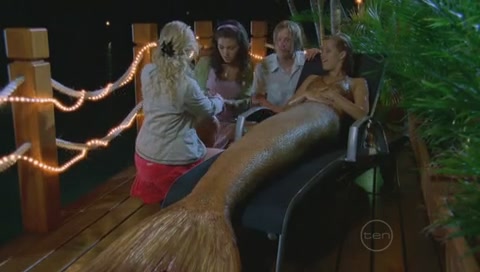 VampireDiariesWorld-dot-Org_H2OJustAddWaterS01E07-0794.jpg