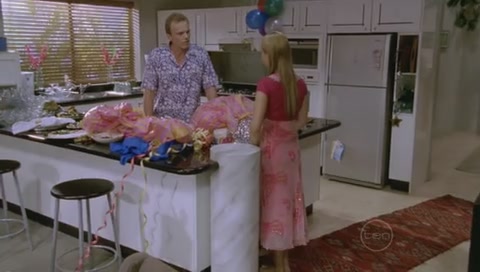 VampireDiariesWorld-dot-Org_H2OJustAddWaterS01E07-1267.jpg