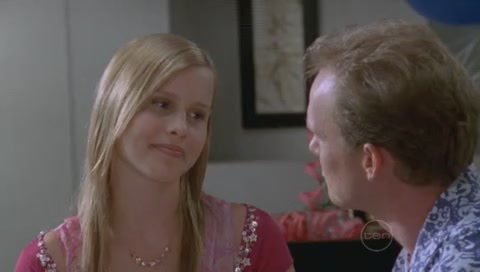 VampireDiariesWorld-dot-Org_H2OJustAddWaterS01E07-1293.jpg