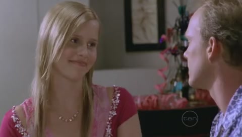 VampireDiariesWorld-dot-Org_H2OJustAddWaterS01E07-1324.jpg