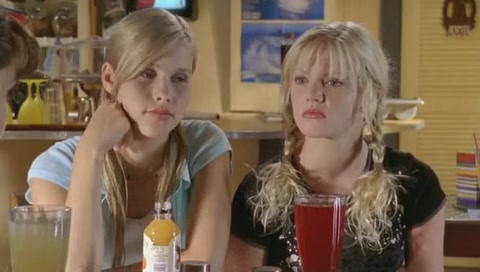 VampireDiariesWorld-dot-Org_H2OJustAddWaterS01E08-2463.jpg