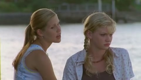 VampireDiariesWorld-dot-Org_H2OJustAddWaterS01E08-2587.jpg