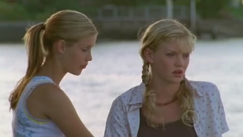 VampireDiariesWorld-dot-Org_H2OJustAddWaterS01E08-2592.jpg