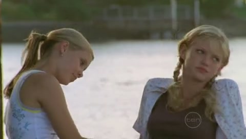 VampireDiariesWorld-dot-Org_H2OJustAddWaterS01E08-2628.jpg