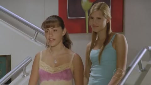 VampireDiariesWorld-dot-Org_H2OJustAddWaterS01E09-0489.jpg