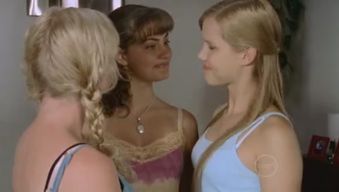 VampireDiariesWorld-dot-Org_H2OJustAddWaterS01E09-0501.jpg