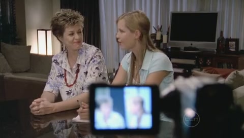 VampireDiariesWorld-dot-Org_H2OJustAddWaterS01E10-1823.jpg