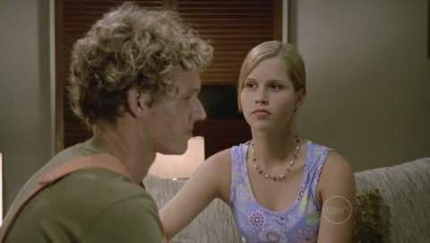 VampireDiariesWorld-dot-Org_H2OJustAddWaterS01E11-0139.jpg