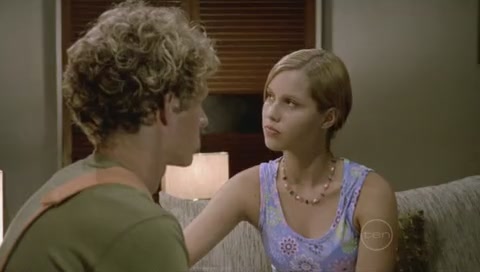 VampireDiariesWorld-dot-Org_H2OJustAddWaterS01E11-0155.jpg