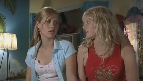 VampireDiariesWorld-dot-Org_H2OJustAddWaterS01E12-3305.jpg