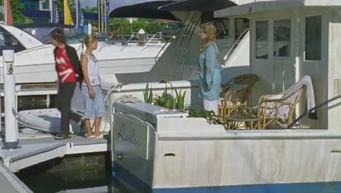 VampireDiariesWorld-dot-Org_H2OJustAddWaterS01E130085.jpg