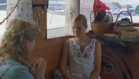 VampireDiariesWorld-dot-Org_H2OJustAddWaterS01E130124.jpg