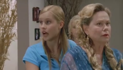 VampireDiariesWorld-dot-Org_H2OJustAddWaterS01E130310.jpg