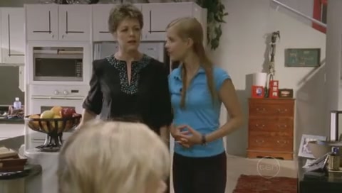 VampireDiariesWorld-dot-Org_H2OJustAddWaterS01E130353.jpg