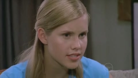 VampireDiariesWorld-dot-Org_H2OJustAddWaterS01E130503.jpg