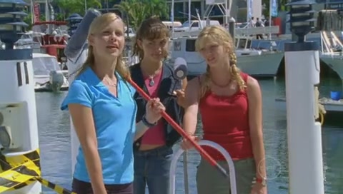 VampireDiariesWorld-dot-Org_H2OJustAddWaterS01E130542.jpg