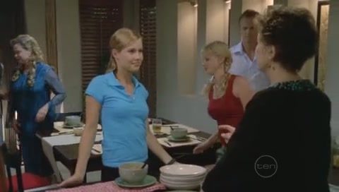 VampireDiariesWorld-dot-Org_H2OJustAddWaterS01E130625.jpg