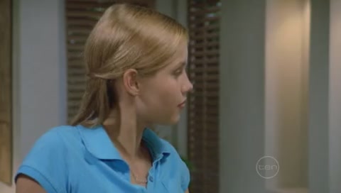 VampireDiariesWorld-dot-Org_H2OJustAddWaterS01E130635.jpg