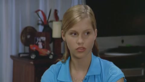 VampireDiariesWorld-dot-Org_H2OJustAddWaterS01E130657.jpg