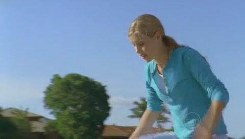 VampireDiariesWorld-dot-Org_H2OJustAddWaterS01E130893.jpg