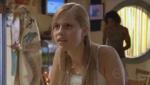VampireDiariesWorld-dot-Org_H2OJustAddWaterS01E14-0214.jpg
