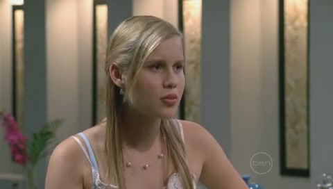 VampireDiariesWorld-dot-Org_H2OJustAddWaterS01E14-0534.jpg