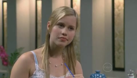 VampireDiariesWorld-dot-Org_H2OJustAddWaterS01E14-0540.jpg