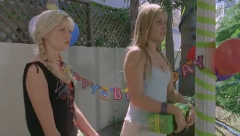 VampireDiariesWorld-dot-Org_H2OJustAddWaterS01E14-0721.jpg