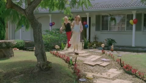 VampireDiariesWorld-dot-Org_H2OJustAddWaterS01E14-0825.jpg