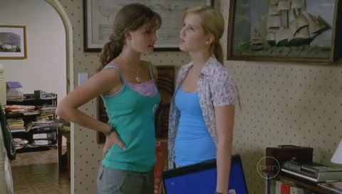 VampireDiariesWorld-dot-Org_H2OJustAddWaterS01E15-0157.jpg