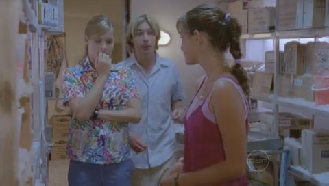 VampireDiariesWorld-dot-Org_H2OJustAddWaterS01E15-0650.jpg