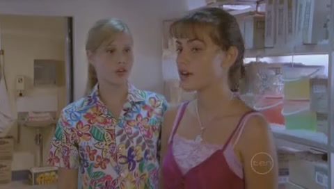 VampireDiariesWorld-dot-Org_H2OJustAddWaterS01E15-0684.jpg