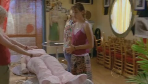 VampireDiariesWorld-dot-Org_H2OJustAddWaterS01E15-1031.jpg