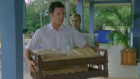 VampireDiariesWorld-dot-Org_H2OJustAddWaterS01E15-1060.jpg