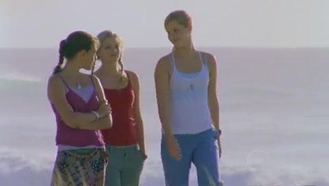 VampireDiariesWorld-dot-Org_H2OJustAddWaterS01E15-1312.jpg