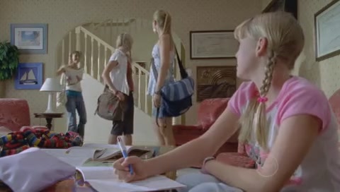 VampireDiariesWorld-dot-Org_H2OJustAddWaterS01E16-1786.jpg