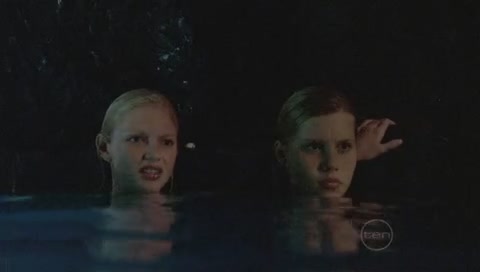 VampireDiariesWorld-dot-Org_H2OJustAddWaterS01E16-2313.jpg