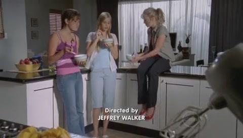 VampireDiariesWorld-dot-Org_H2OJustAddWaterS01E17-0054.jpg