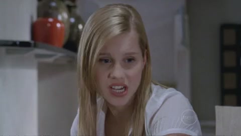 VampireDiariesWorld-dot-Org_H2OJustAddWaterS01E17-0210.jpg