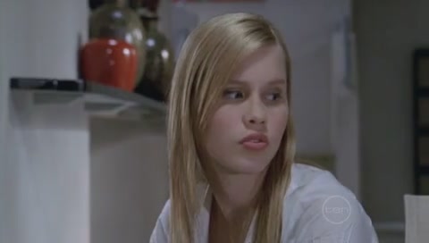 VampireDiariesWorld-dot-Org_H2OJustAddWaterS01E17-0236.jpg