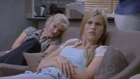 VampireDiariesWorld-dot-Org_H2OJustAddWaterS01E17-0533.jpg